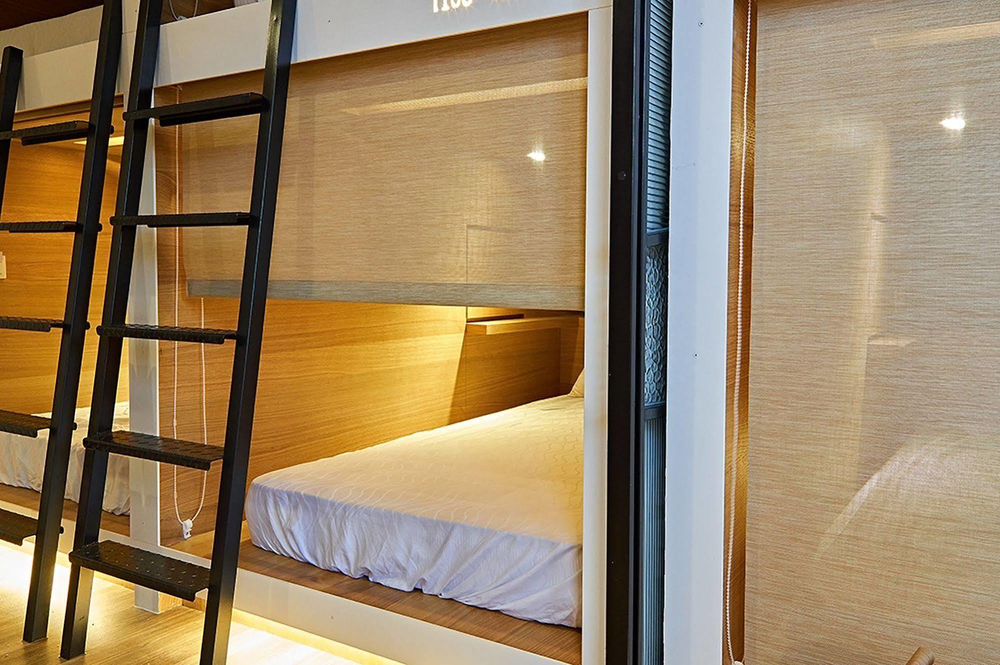 East Hostel Csiaohszi Kültér fotó